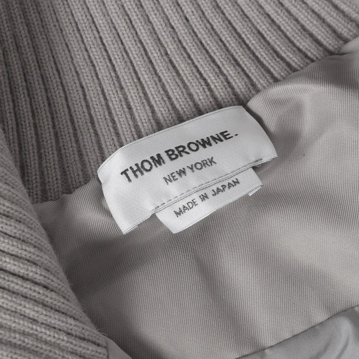 Thom Brownet🌟TB !! bi !! get Versatile 90 chao geng ~ :Black/Gray/White Size:SML